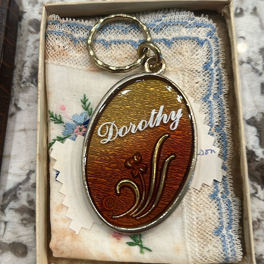 Old school vintage retro style key chain with Dorothy on it